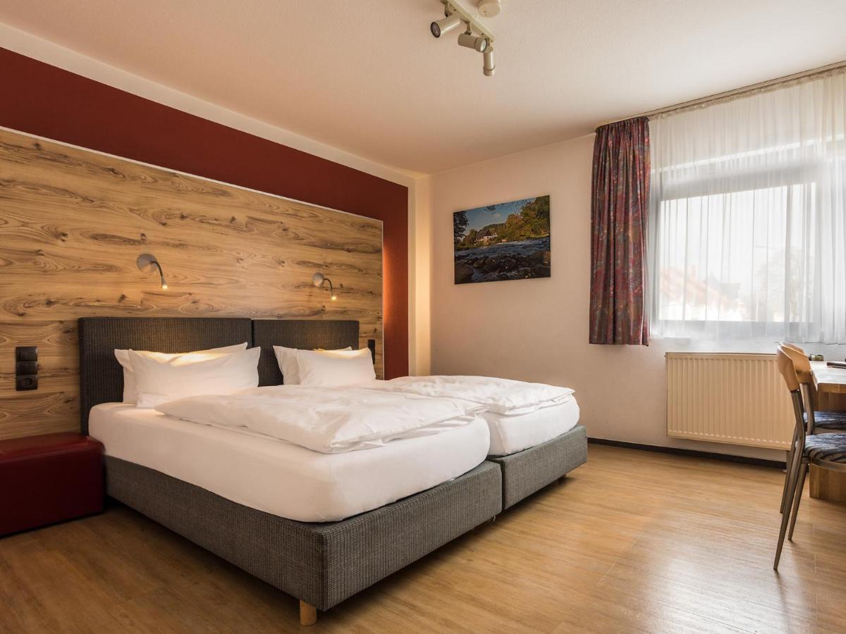 Hotel & Wirtshaus Hansen Bergisch Gladbach Ngoại thất bức ảnh