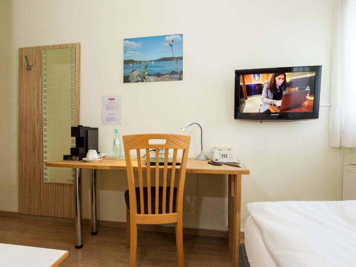 Hotel & Wirtshaus Hansen Bergisch Gladbach Ngoại thất bức ảnh